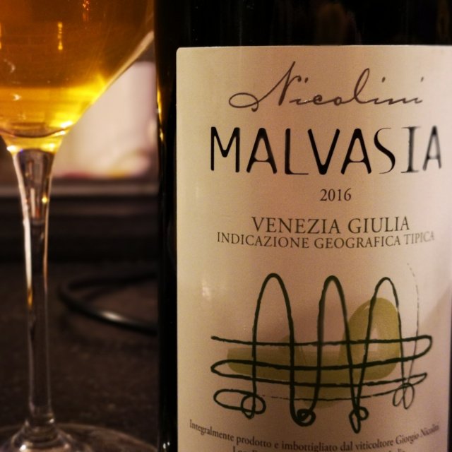 Enonauta/Degustazione di Vino #019 - review - Malvasia 2016 di Nicolini. Vino sorprendente, identitario, tradizionale