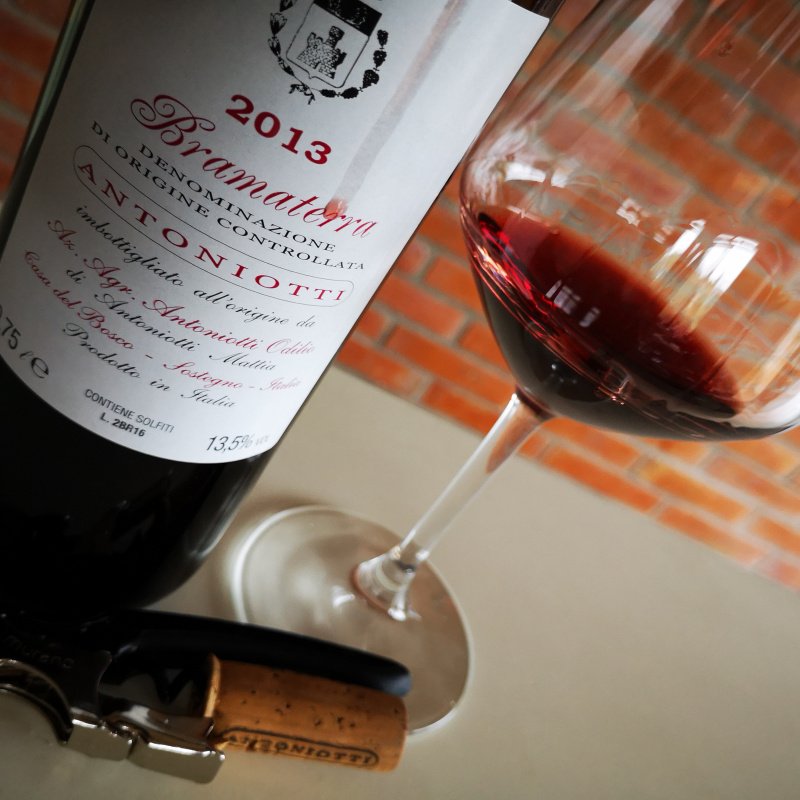 Enonauta/Degustazione di Vino #043 - wine review - Bramaterra 2013 | Antoniotti. secondo i parametri classici di equilibrio, armonia, persistenza, etc è un vino senza lati deboli