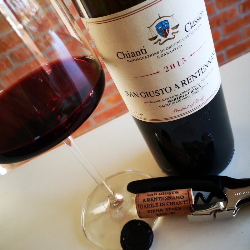 Enonauta/Degustazione di Vino #052 - wine review - Chianti classico 2015 San Giusto a Rentennano. Un vino in cui sono racchiusi i motivi per cui il Sangiovese del Chianti ha così molti amanti, ma anche tanti detrattori.