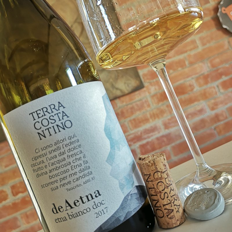 Enonauta/Degustazione di Vino #057 - wine review - Etna Bianco De Aetna 2017 - Terra Costantino | Verticalità e Succosità