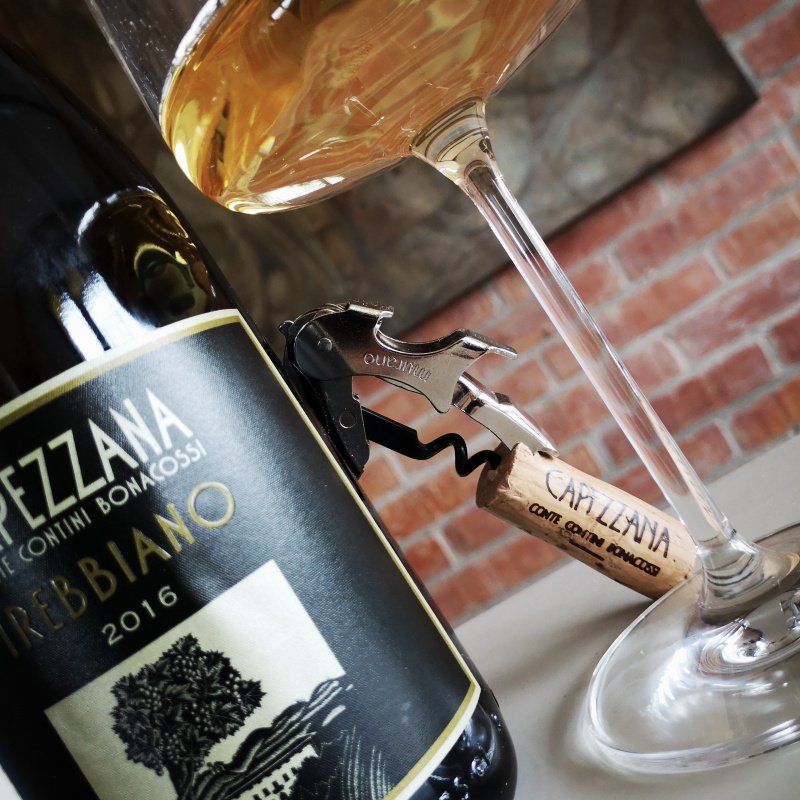 Enonauta/Degustazione di Vino #071 - review - Trebbiano 2016 - Tenuta di Capezzana | Non si nasconde il tentativo, peraltro riuscito, di declinare il Trebbiano Toscano in una versione più internazionale e strutturata.