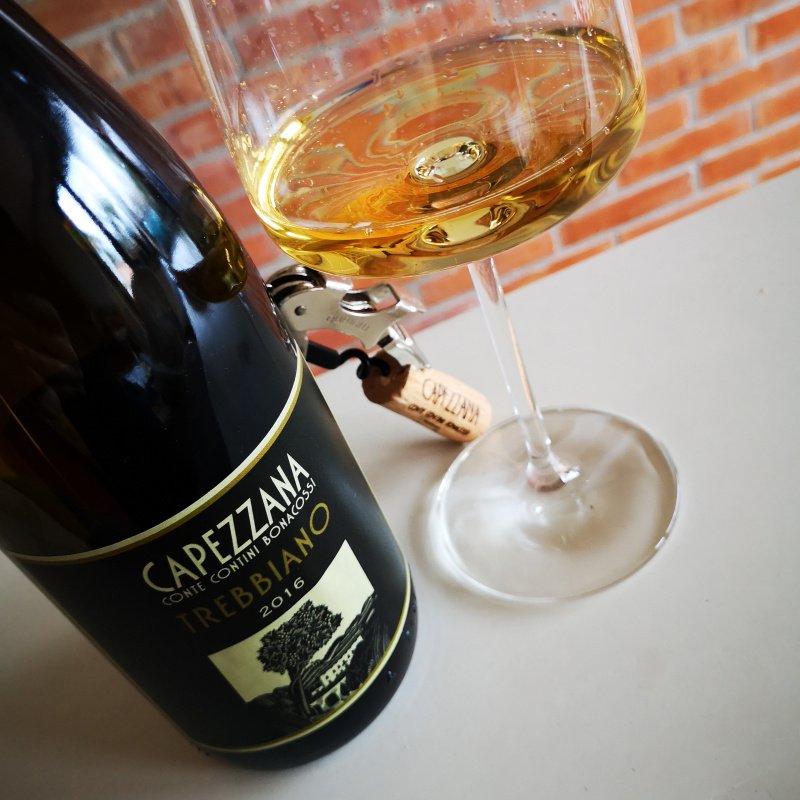 Enonauta/Degustazione di Vino #071 - review - Trebbiano 2016 - Tenuta di Capezzana | Non si nasconde il tentativo, peraltro riuscito, di declinare il Trebbiano Toscano in una versione più internazionale e strutturata.