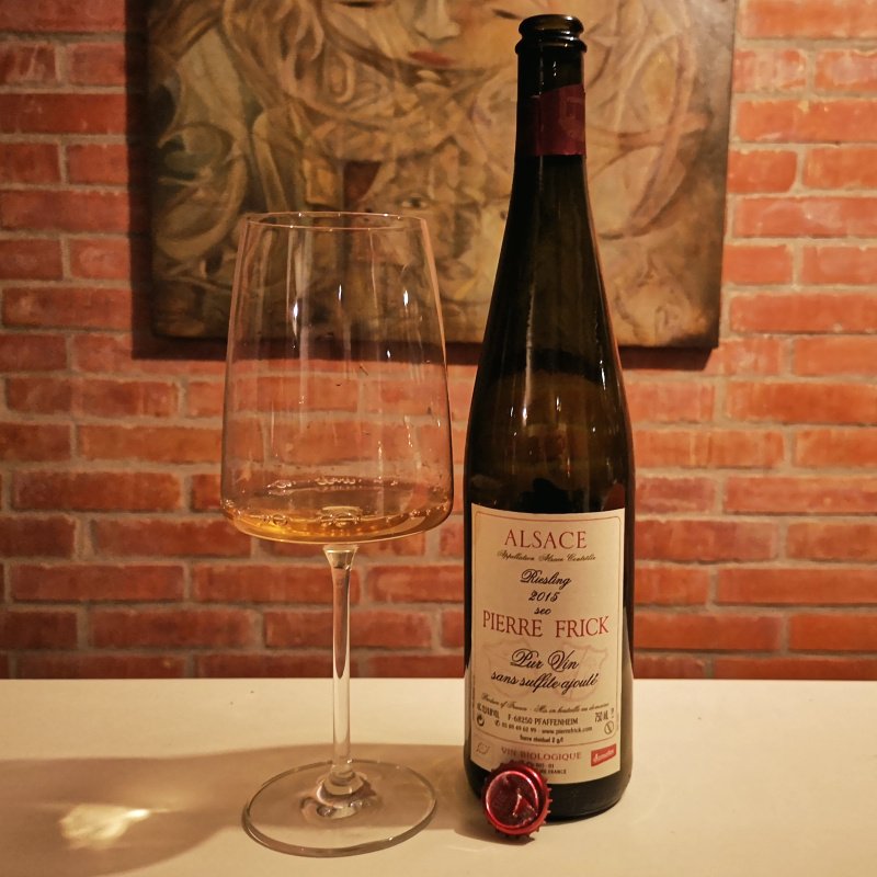 Enonauta/Degustazione di Vino #114 - review - Riesling 2015 - Pierre Frick | caleidoscopico per come si compone col tempo il suo corredo olfattivo