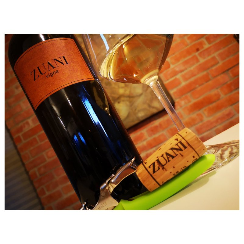 Enonauta/Degustazione di Vino #151 - review -  Collio Bianco 2018 "Vigne" - Zuani | la precisione e la buona struttura che ci raccontano di un ottimo interprete di un territorio dove convivono in armonia internazionali e autoctoni...