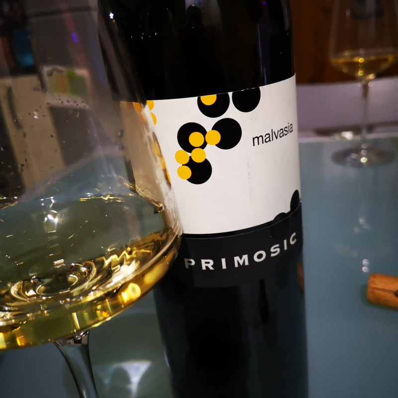 Enonauta/Degustazione di Vino #214 - Malvasia 2020 - Primosic | In bocca è salino, suadente, equilibrato, dire che si beve bene è un eufemismo