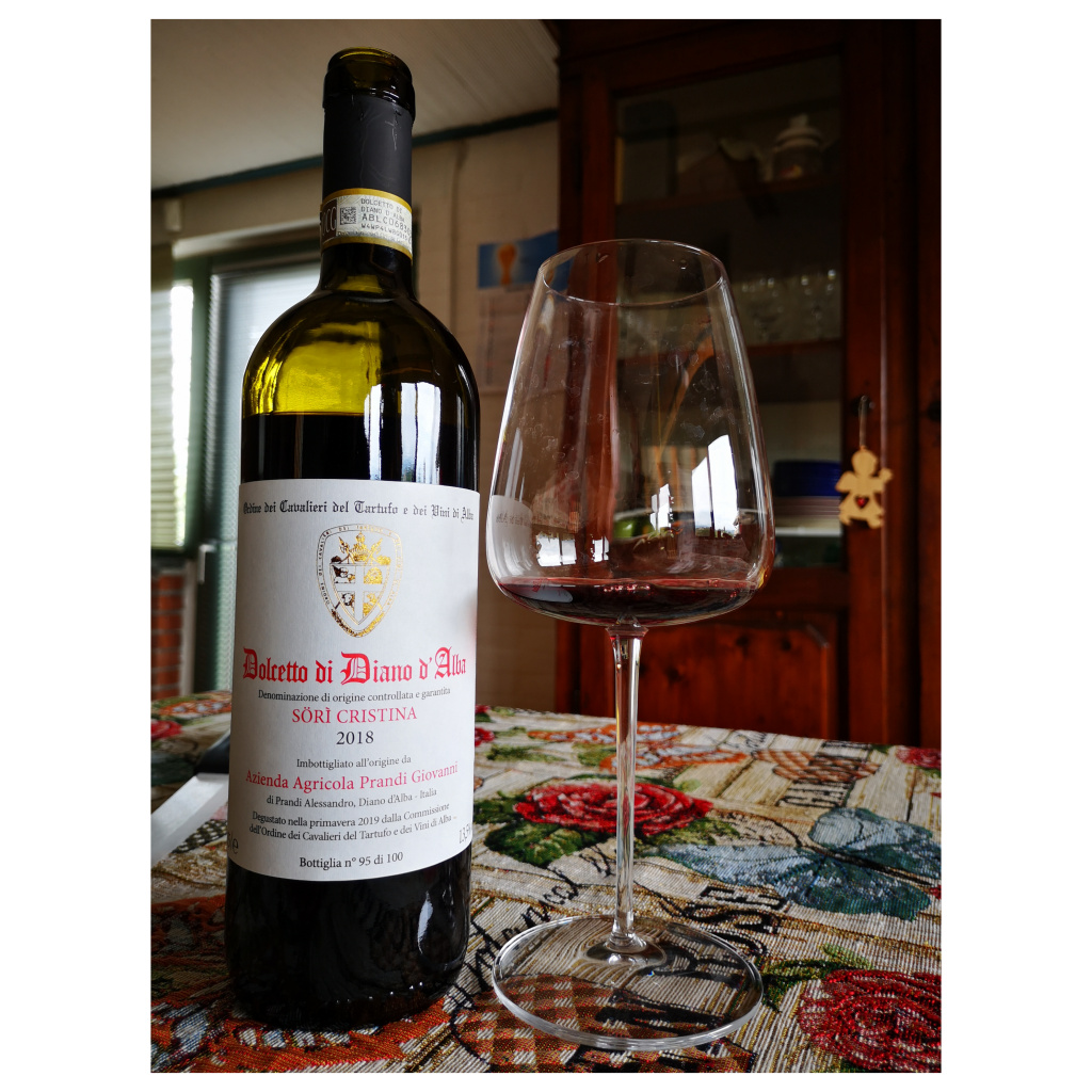 Enonauta/Degustazione di Vino #221 - review - Dolcetto di Diano d'Alba "Sorì Cristina" 2018 - Azienda Agricola Prandi | Dolcetto giovane, ma dimostra le ragioni di questo vitigno anche se stappato dopo qualche anno