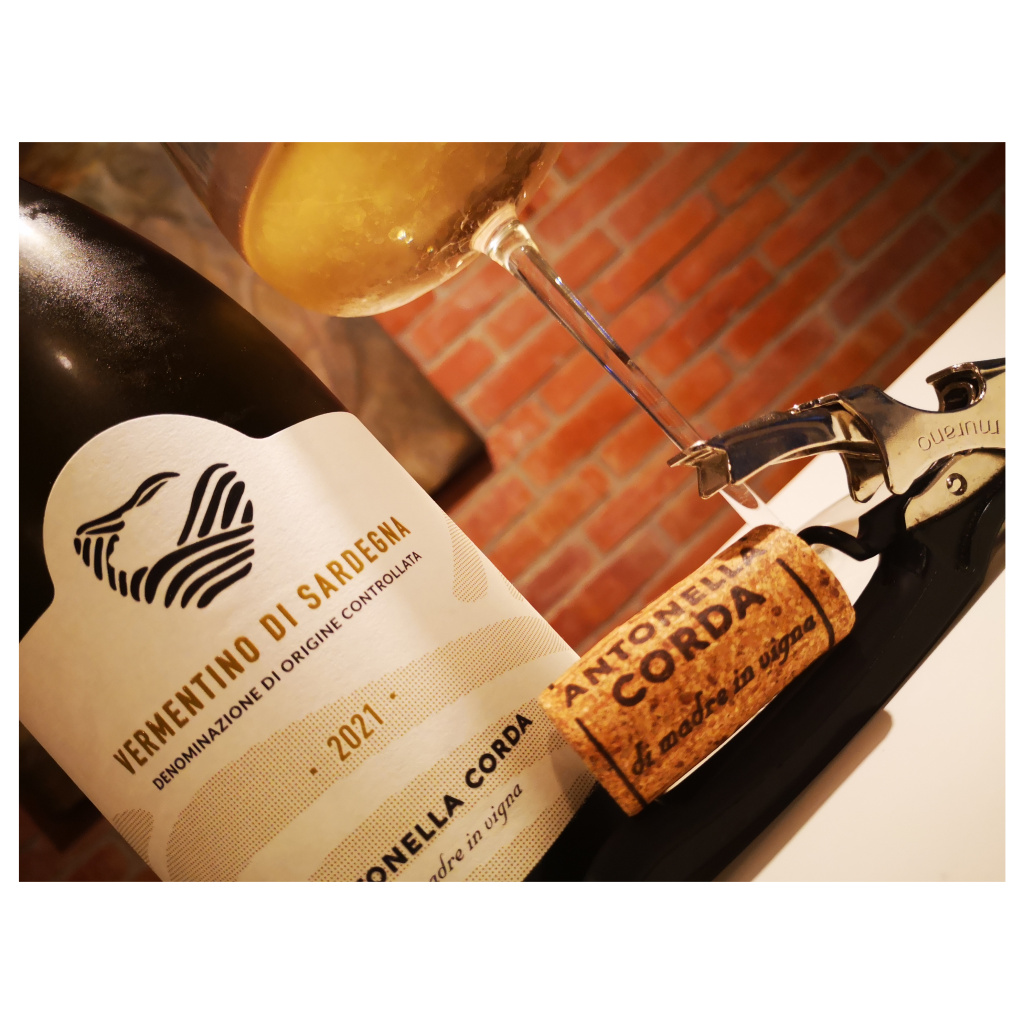 Enonauta/Degustazione di Vino #244 - review - Vermentino di Sardegna 2021 - Antonella Corda | Vermentino d'impatto e con direzione precisa