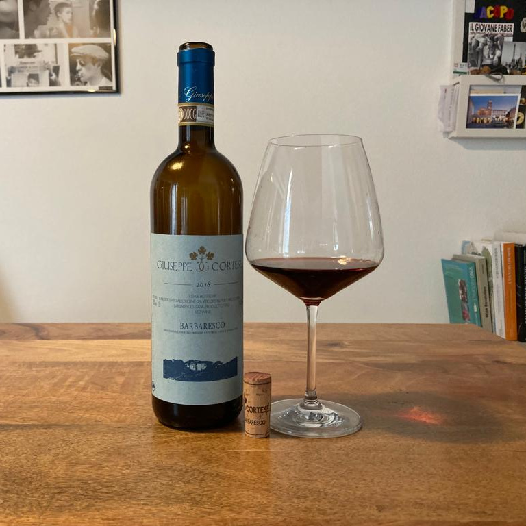 Enonauta/Degustazione di Vino #255 - review - Barbaresco 2018 - Giuseppe Cortese | vino buonissimo, accogliente e di grande equilibrio