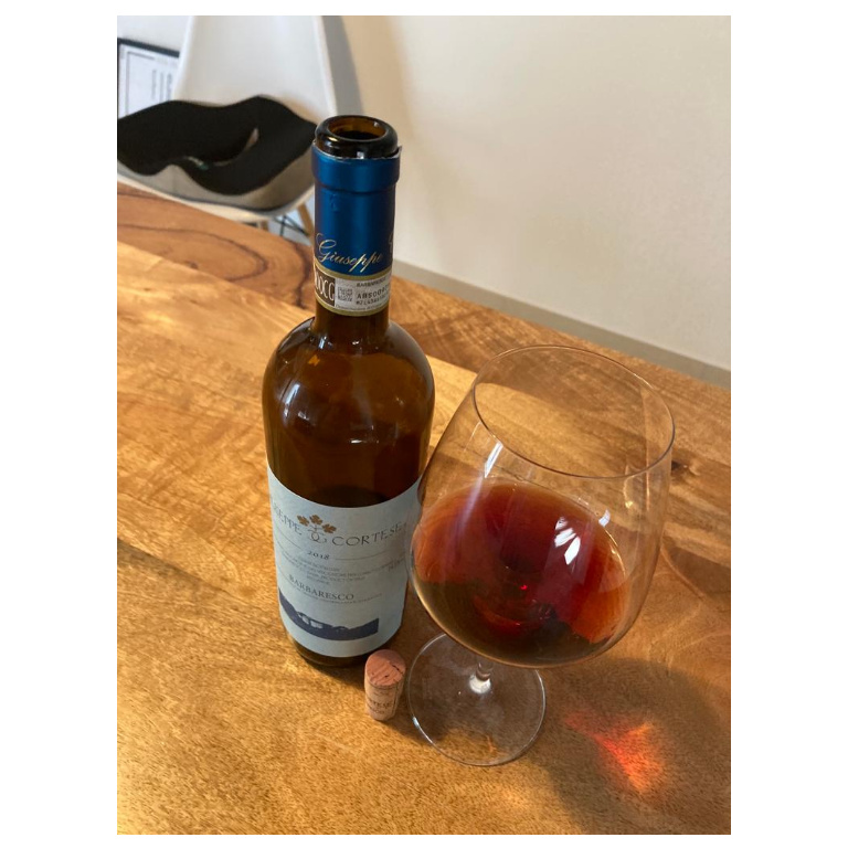 Enonauta/Degustazione di Vino #255 - review - Barbaresco 2018 - Giuseppe Cortese | vino buonissimo, accogliente e di grande equilibrio