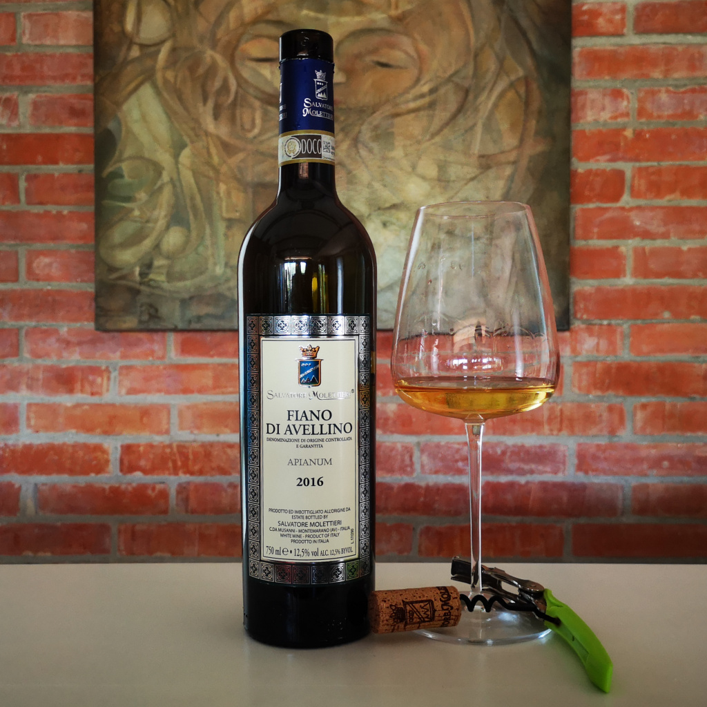Enonauta/Degustazione di Vino #249 - review - Fiano di Avellino 2016 Apianum - SALVATORE Molettieri | Vino di carattere che ha iniziato un suo interessante percorso evolutivo