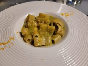 Calamarata fave, bottarga e aringa