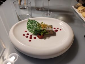 Fegatini, lardo marmorizzato e caviale al vin santo