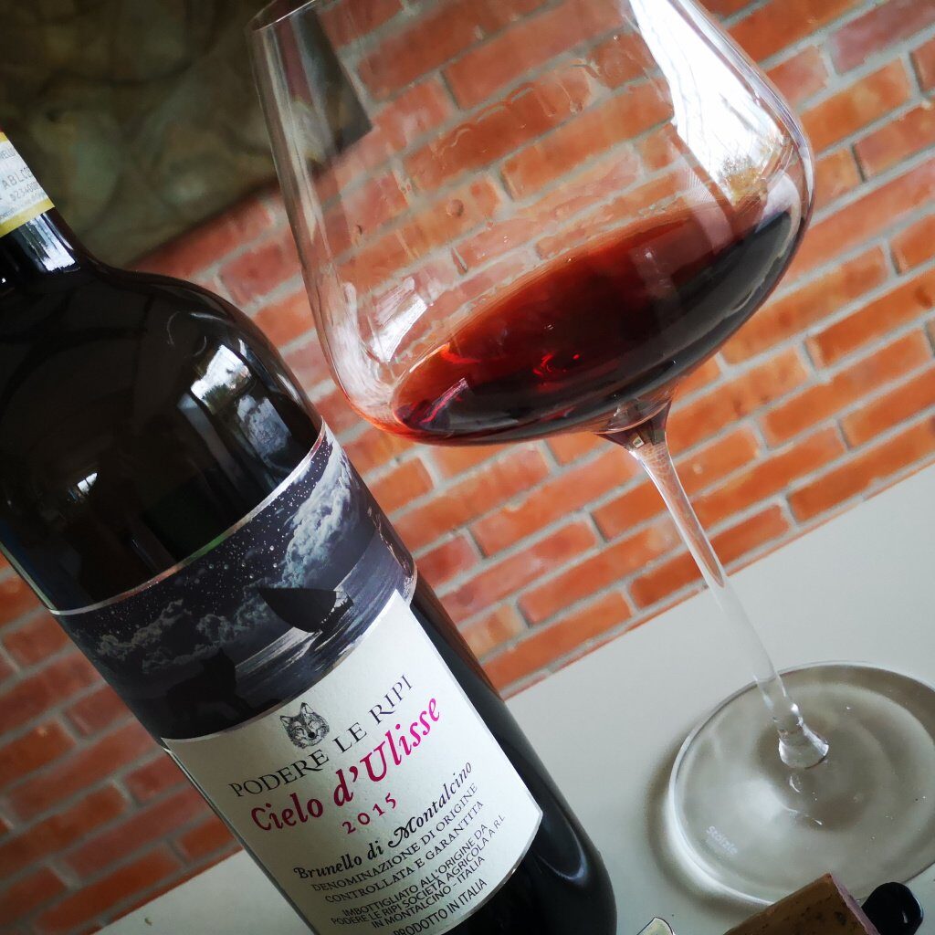 Enonauta/Degustazione di Vino #338 - review - Brunello di Montalcino "Cielo d'Ulisse" 2015 - Podere Le Ripi | vino di spiccata espressività, rigore e fedeltà