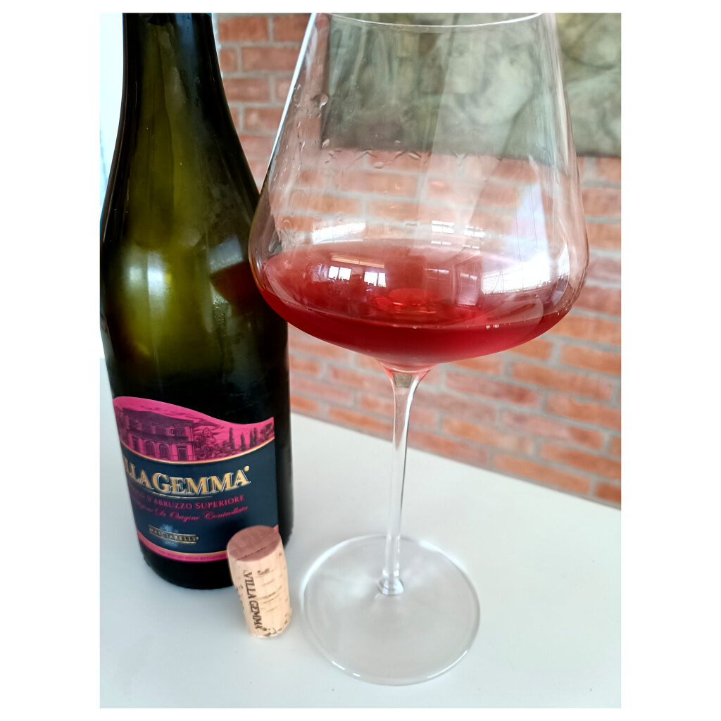 Enonauta/Degustazione di Vino #345 - review - Cerasuolo d'Abruzzo Superiore Villa Gemma 2022 - Masciarelli | brillante congiunzione di corpo e agilità di beva