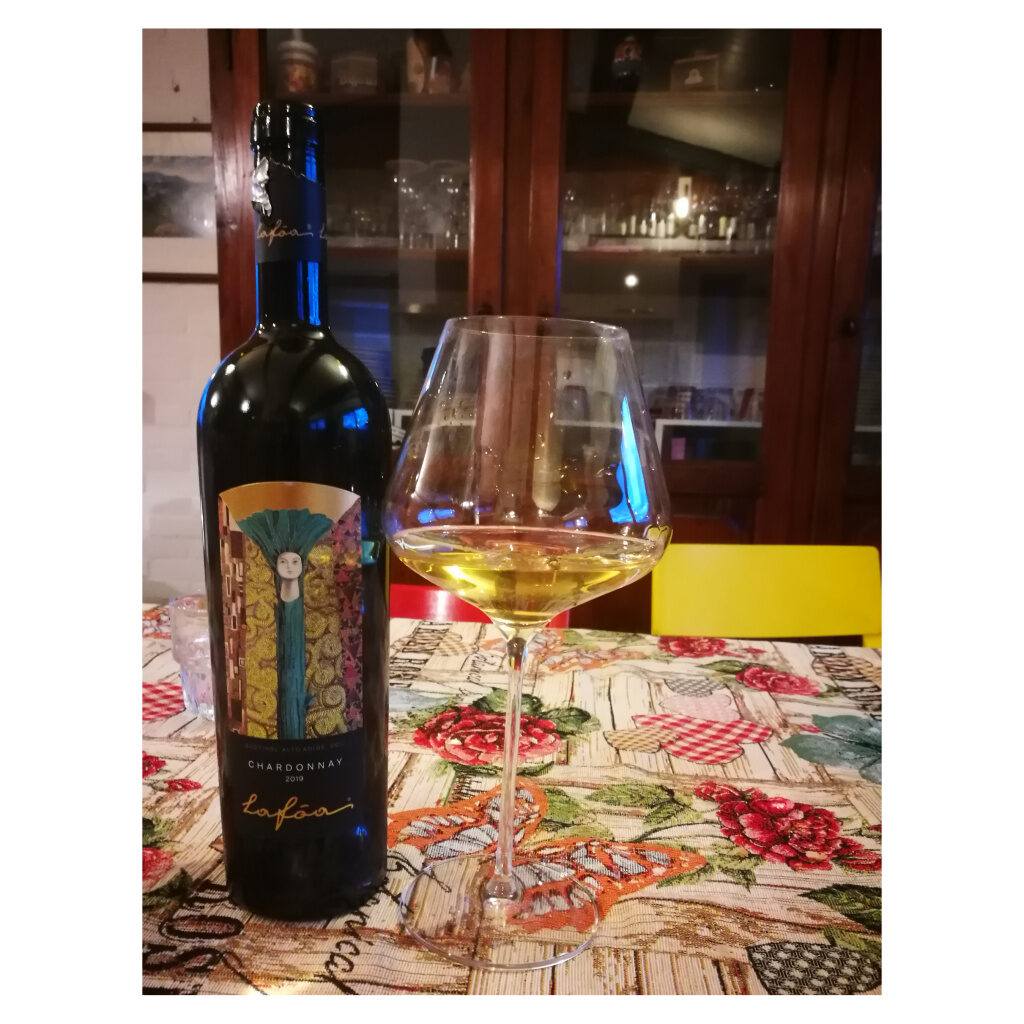 Enonauta/Degustazione di Vino #358 - review - Chardonnay Lafòa 2019 - Colterenzio | Chardonnay generoso e di spessore, tendente all'opulenza