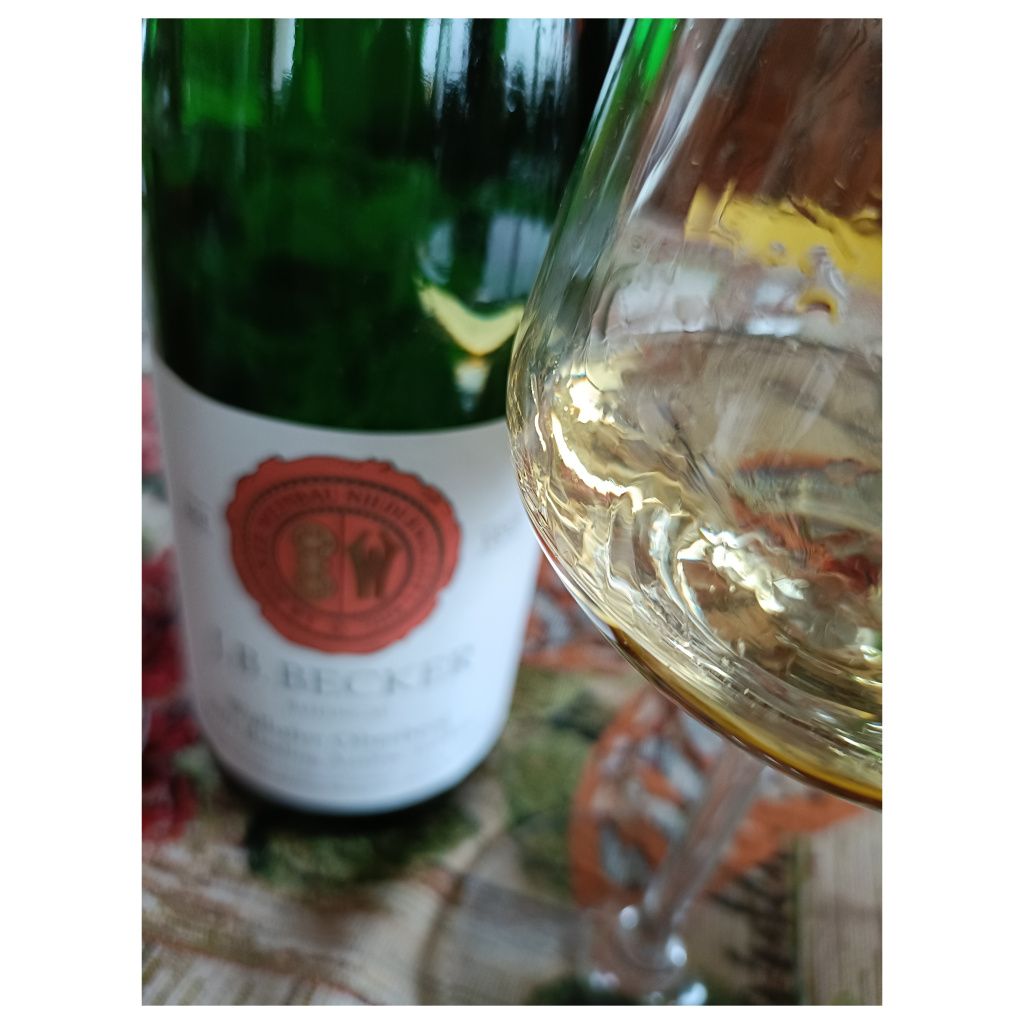 Enonauta/Degustazione di Vino #330 - review - Riesling Wallufer Oberberg 2021 Auslese Trocken - J. B. Becker | Secco e Potente