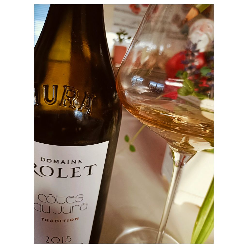 Enonauta/Degustazione di Vino #332 - review - Cotes de Jura Tradition 2015 - Domaine Rolet | Vino ossidativo dallo Jura con buon corpo